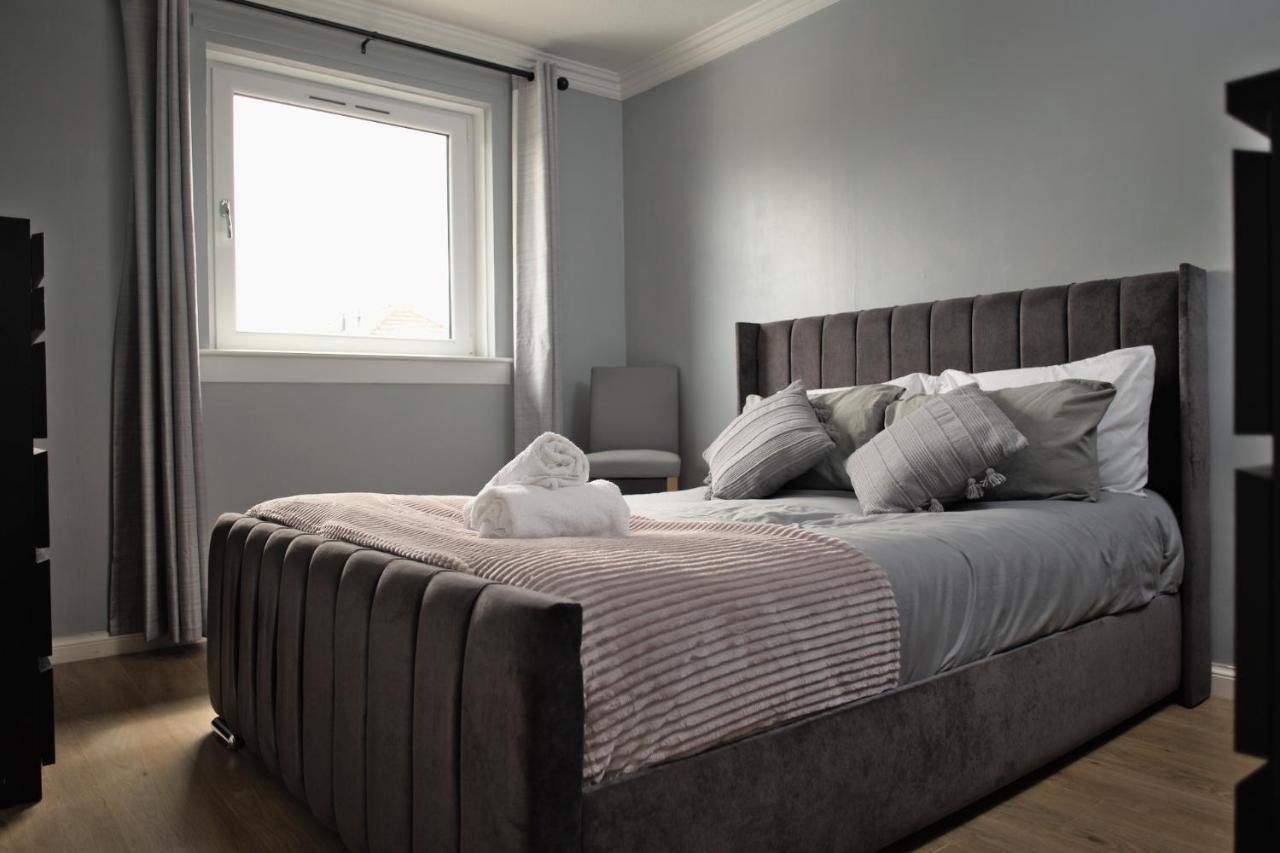 Appartamento Modern 2-Bed Haven, Free Parking Edimburgo Esterno foto