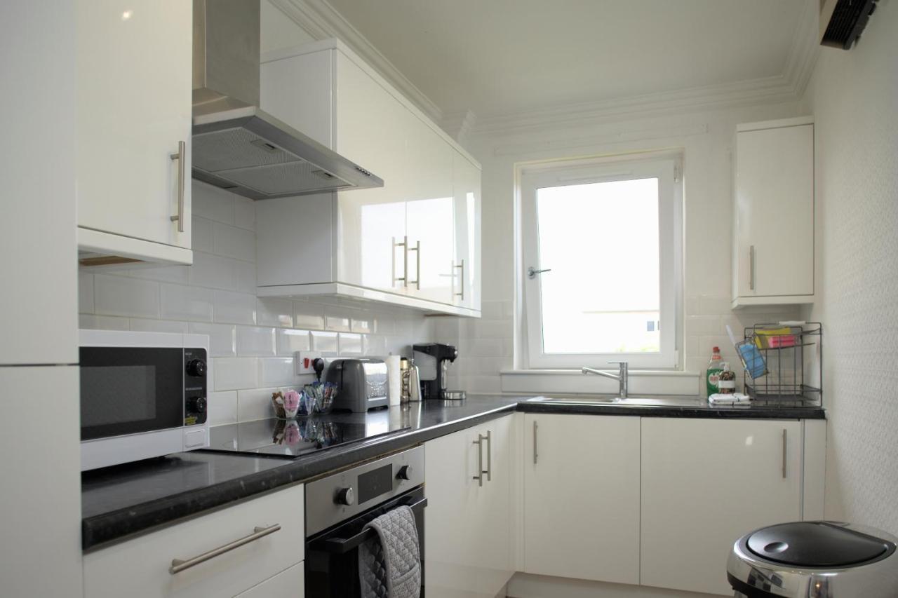 Appartamento Modern 2-Bed Haven, Free Parking Edimburgo Esterno foto